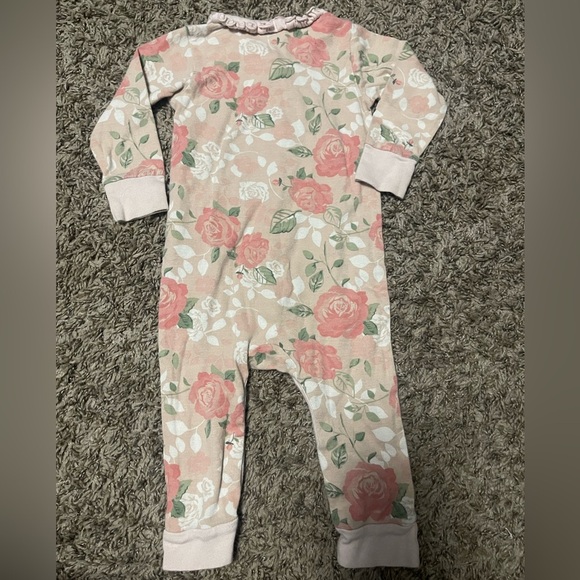 Modern Moments 12m Sleeper - Picture 3 of 3